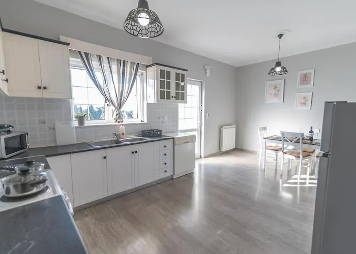 Dion House * بساليدي