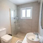 Апартаменты Dion House
