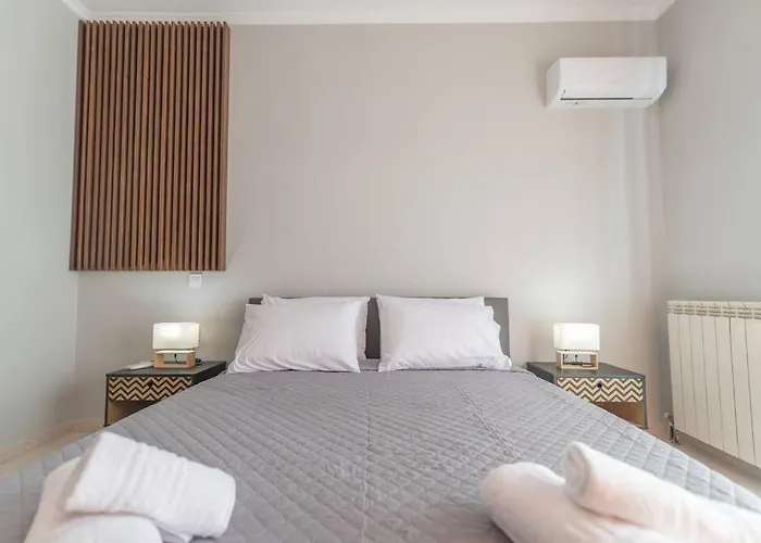 דירה Dion House *